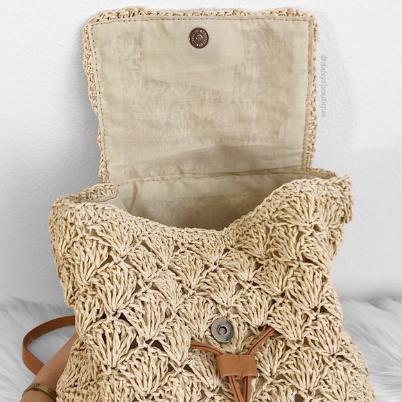 tan straw woven drawstring beach backpack - Picture 6 of 8